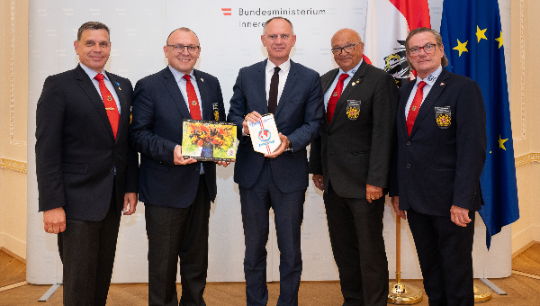 IPA-Präsidenten der Österreichischen Sektion treffen sich mit Bundesminister für Inneres, um Ziele, Werte und Zusammenarbeit zu würdigen